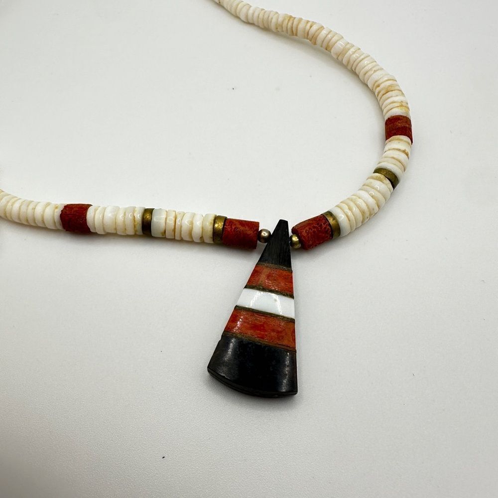 Vintage Heishi Puka Necklace with red coral and shell, 16" necklace! - Picture 12 of 12